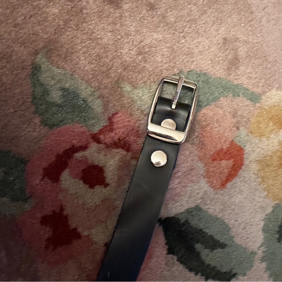 Vintage rocker style Black leather belt with chains, small - Picture 3 of 6